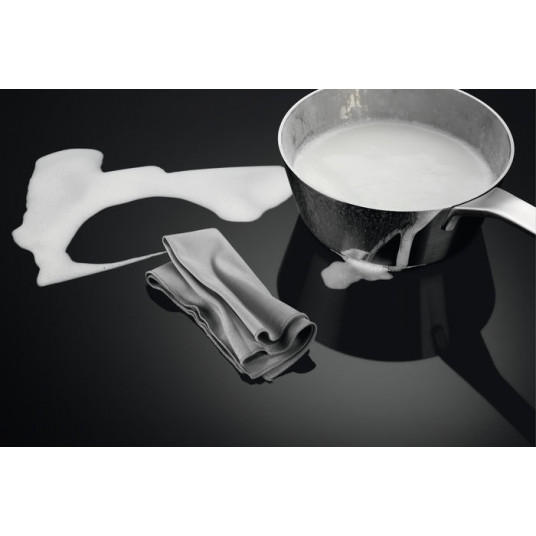 Induktioliesi AEG IKB64301XB