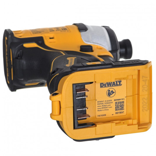 Työkalusarja Combo 18V 2x4,0Ah DCK2062M2T DEWALT