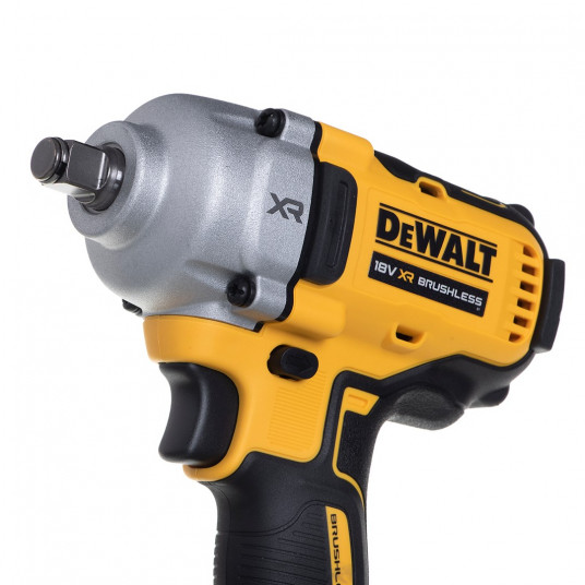 Iskuavain 18V 4 vaihdetta + TSTAK DCF891NT DEWALT