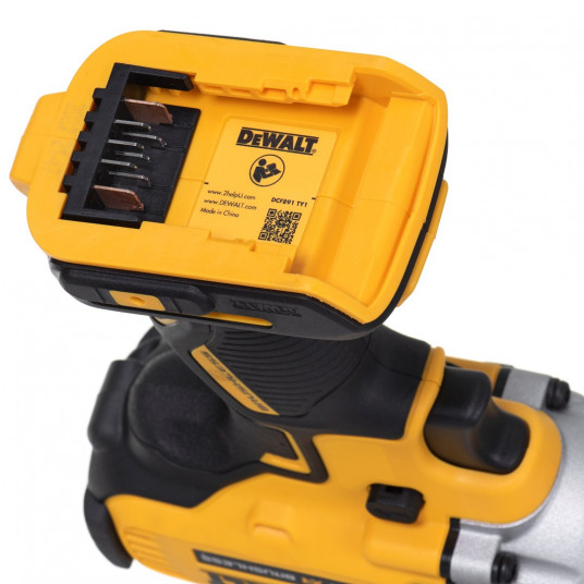 Iskuavain 18V 4 vaihdetta + TSTAK DCF891NT DEWALT