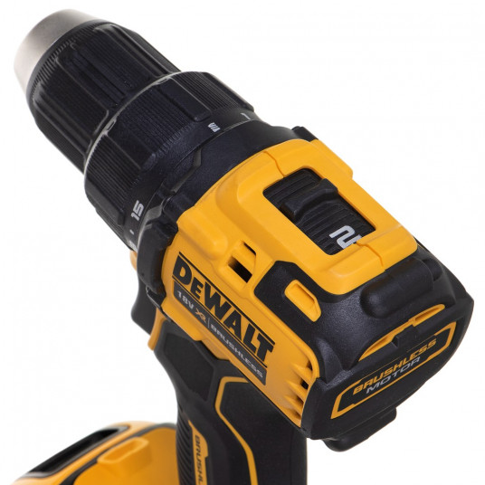 Akkuruuvimeisseli 18V DCD708P3T DEWALT