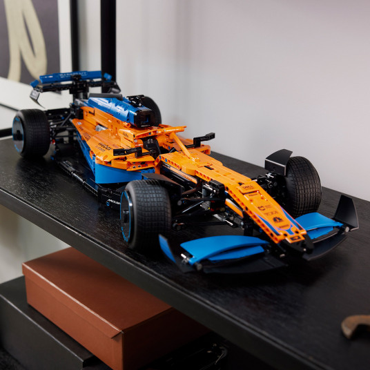 LEGO® 42141 TECHNIC McLaren Formula 1™ -kilpa-auto