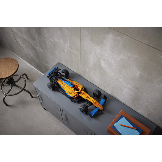 LEGO® 42141 TECHNIC McLaren Formula 1™ -kilpa-auto