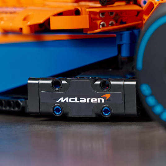LEGO® 42141 TECHNIC McLaren Formula 1™ -kilpa-auto