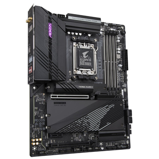 Gigabyte B650 AORUS PRO AX emolevy AMD B650 AM5 kanta ATX