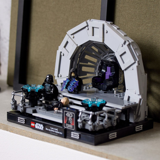 LEGO® 75352 Star Wars™ Art of the Emperor's Throne™ Diorama