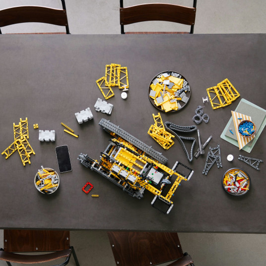 LEGO® 42146 Technic Liebherr LR 13000 tela-alustainen nosturi