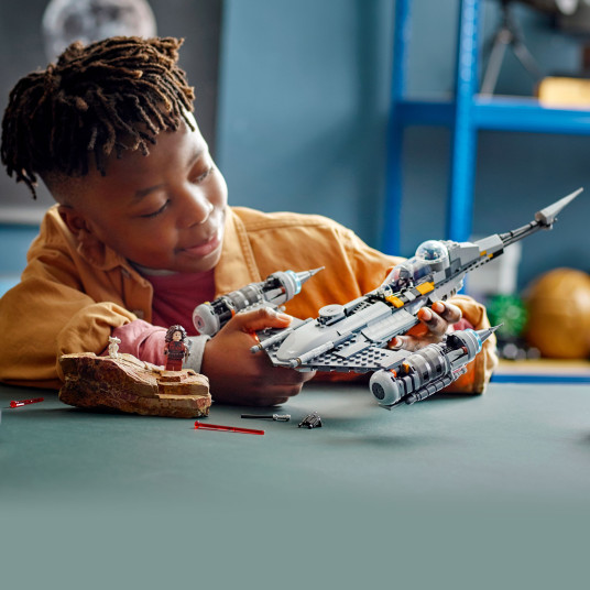 LEGO 75325