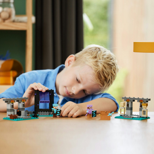 LEGO® 21252 Minecraft Armory