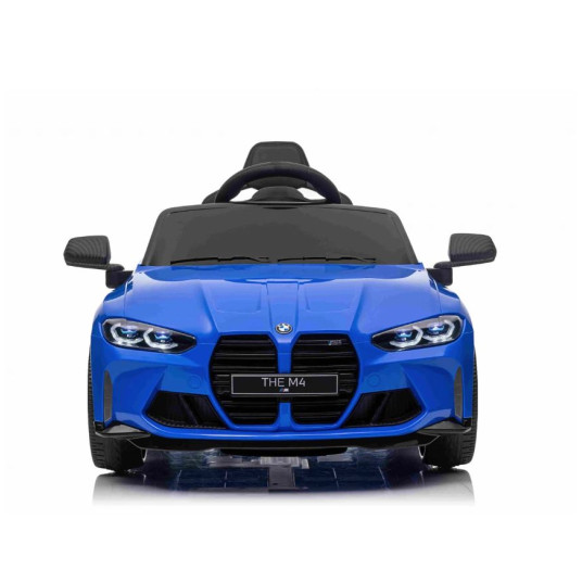 Sähköauto BMW M4, sininen