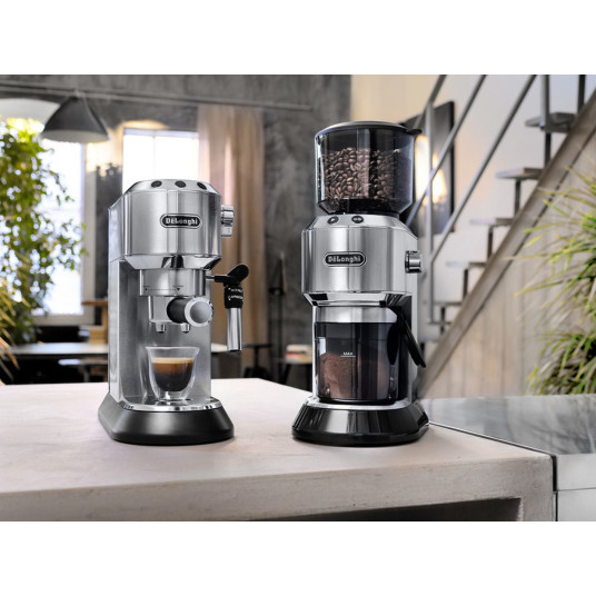 De'Longhi Dedica Style EC 685.M puoliautomaattinen espressokeitin 1,1 L