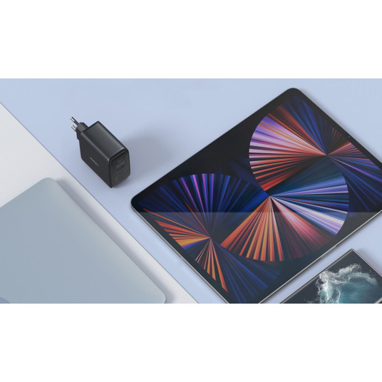 AUKEY PA-B6T Black Omni a II GaN seinälaturi 3xUSB (2xUSB C+ 1xUSB A) 65W QC PD