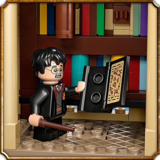 LEGO® 76402 HARRY POTTER™ Tylypahka™: Dumbledoren toimisto