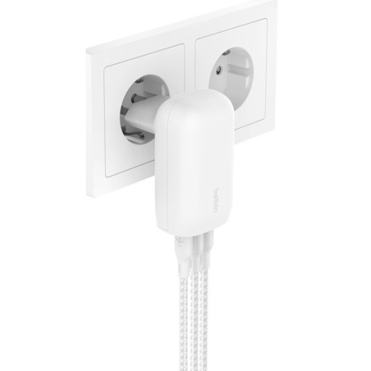 Belkin WCC002VFWH Mobiililaitteen laturi kannettavalle tietokoneelle, älypuhelimelle, tabletille Valkoinen AC-pikalataus Sisäinen