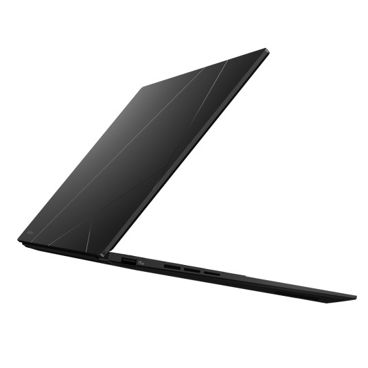 Asus Zenbook 14 OLED UM3406HA-QD036W | Jade Black | 14 " | OLED | FHD | 1920 x 1200 pikseliä | AMD Ryzen 7 | 8840HS | 16 GB | LPDDR5X | SSD 1000 GB | AMD Radeon Graphics | Windows 11 Home | 802.11ax | Bluetooth versio 5.3 | Näppäimistön kieli englanti | N