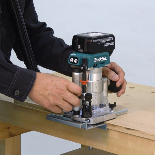 Makita DRT50Z -jyrsin