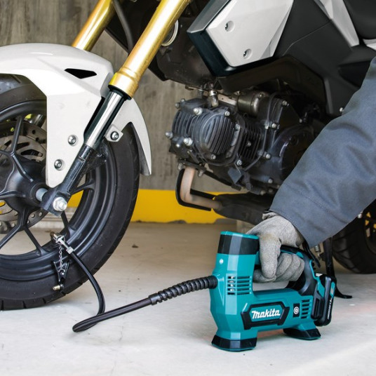 Makita MP100DZ ilmakompressorin (ilman akkua ja laturia)