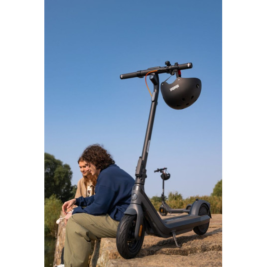 Sähköskootteri Ninebot KickScooter E2 PRO E Powered by Segway