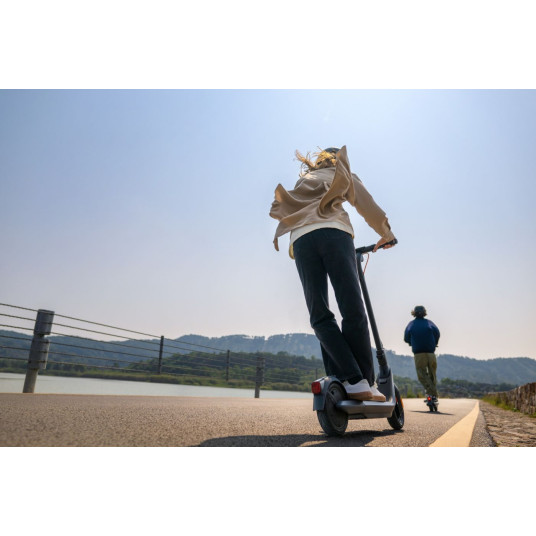 Sähköskootteri Ninebot KickScooter E2 PRO E Powered by Segway