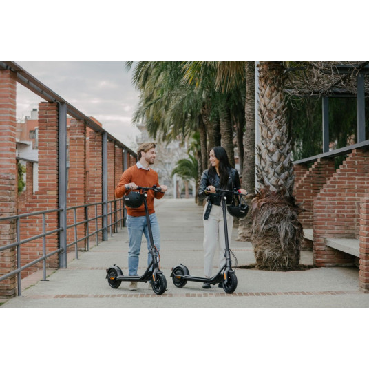 Sähköskootteri Ninebot KickScooter F2 Plus E Powered by Segway