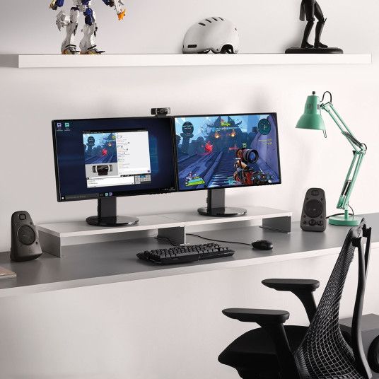 Logitech Z625 kaiutinsarja 200 W Universal Black 2.1 kanavaa 35 W