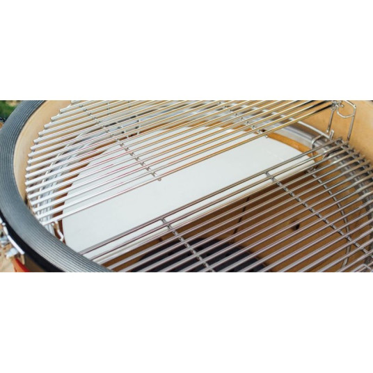 Kamado Joe Big Joe II Stand-Alone puuhiiligrilli ulkona