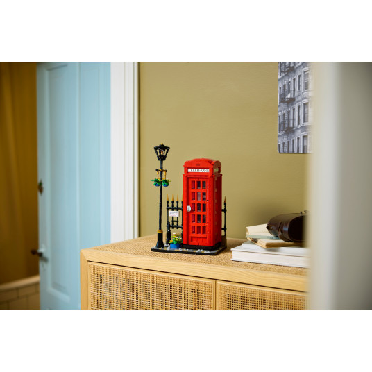 LEGO® 21347 Ideas Lontoon punainen puhelinkoppi