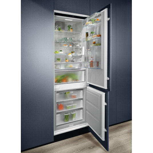 Sisäänrakennettu jääkaappi Electrolux KNP7TE75S