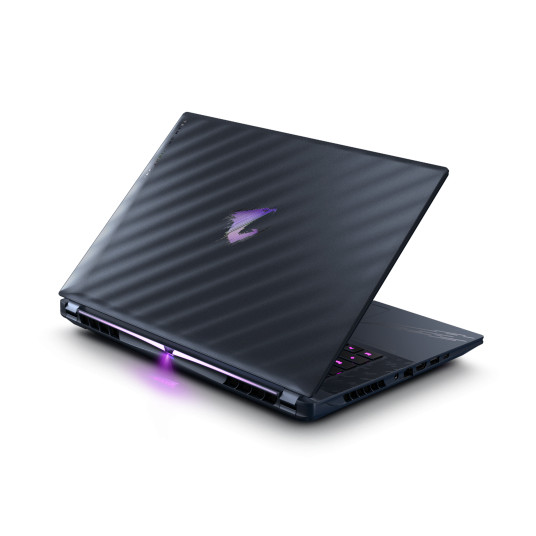 Kannettava tietokone Gigabyte AORUS MASTER, 16 WQXGA, Intel Core Ultra 9, RAM 32GB, 1TB SSD, NVIDIA GeForce RTX 5080, Windows 11 Pro, Black 16BYHC5EEE64SP