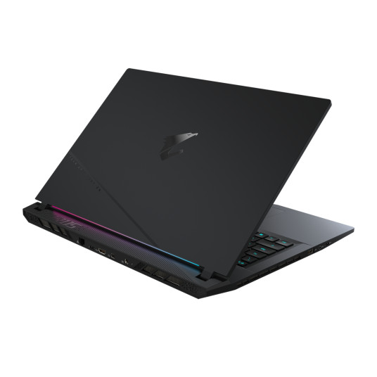 GIGABYTE AORUS 17 BSF-H3DE654SH - 17" QHD 240Hz näyttö, Intel Core i7-13620H, 16GB RAM, 1TB SSD-levy, NVIDIA GeForce RTX 4070, Windows 11 Home
