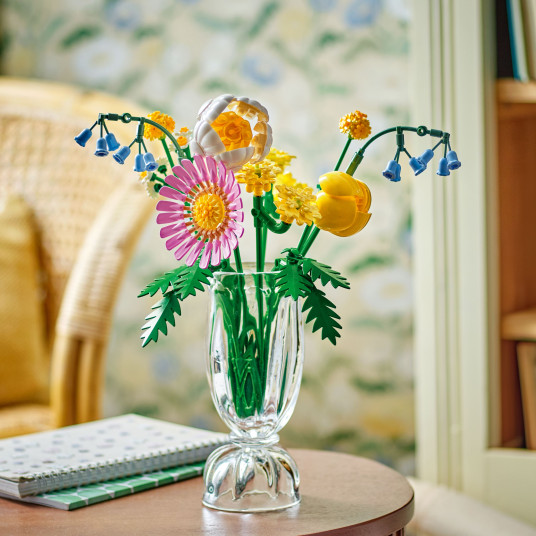 LEGO® 10347 Botanicals Pieni aurinkoinen kukkakimppu