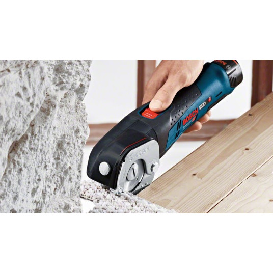 Bosch GUS 12V-300 ilman akkua laturissa
