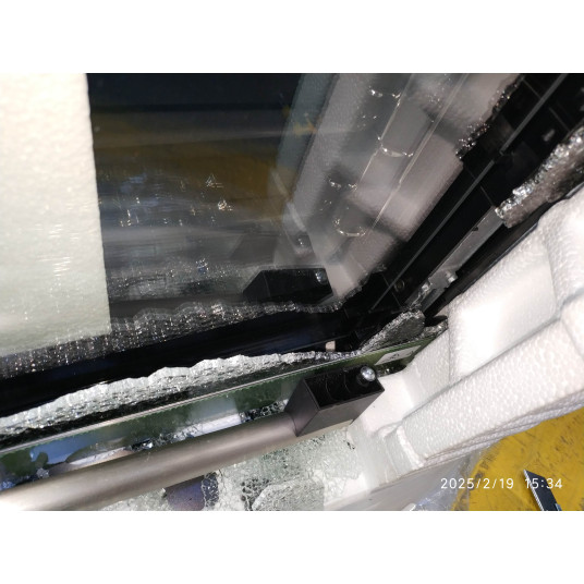 Uuni Electrolux EOC6H76X (rikkomusten kanssa)