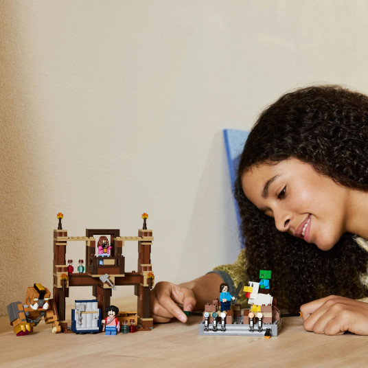 LEGO® 21272 Minecraft® Forest Manor -taistelurengas
