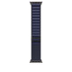 Apple Watch 49 mm laivastonsininen Alpine-ranneke, suuri, mustatitaani
