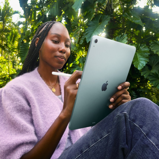 Apple iPad Air 5G Apple M TD-LTE &amp; FDD-LTE 256 Gt 33 cm (13") 8 Gt Wi-Fi 6E (802.11ax) iPadOS 18 Ruskea