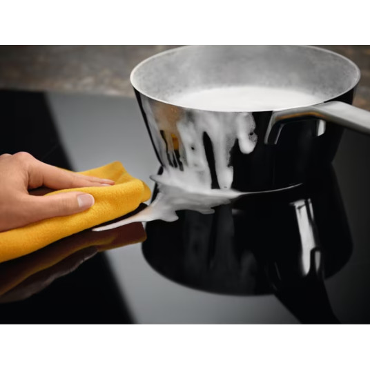 Induktioliesi ELECTROLUX EIT61443B
