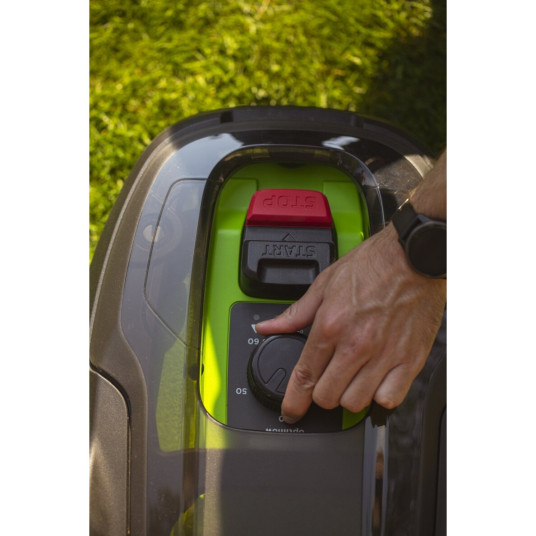 Nurmikkorobotti Greenworks OPTIMOW5