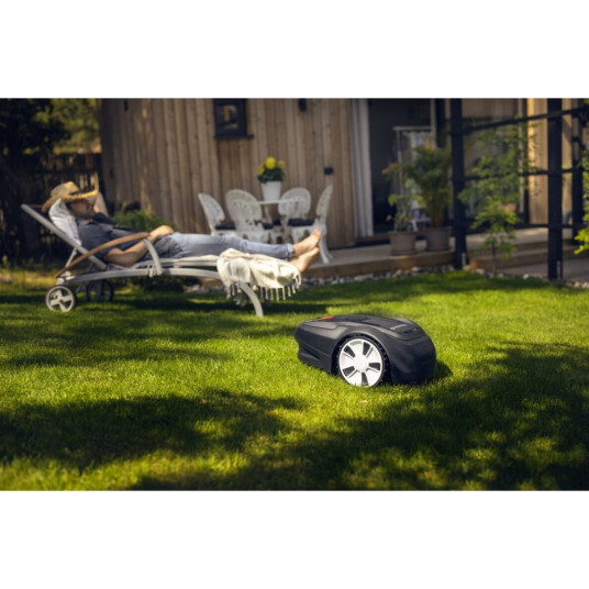 Nurmikkorobotti Greenworks OPTIMOW5