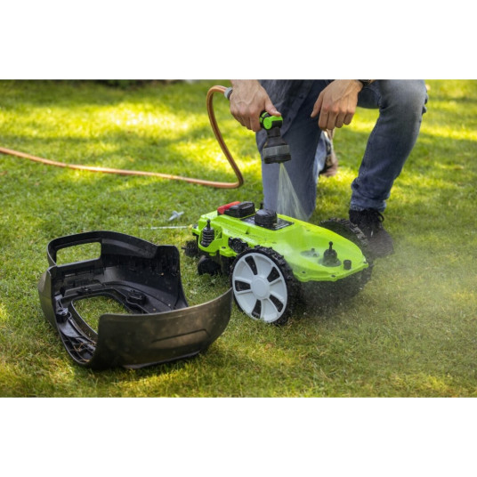 Nurmikon robotti Greenworks OPTIMOW4