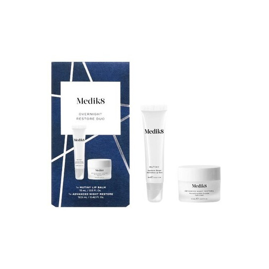 " Medik8 Overnight Restore Duo - kosmetiikkapakkaus, joka palauttaa ja ravitsee ihoa.