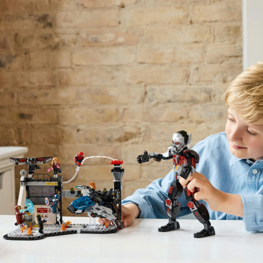 LEGO® 76314 Super Heroes Kapteeni Amerikka: Sisällissodan toiminta