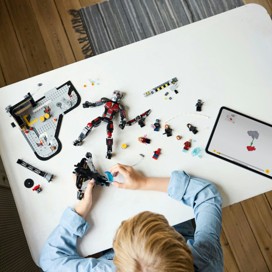 LEGO® 76314 Super Heroes Kapteeni Amerikka: Sisällissodan toiminta