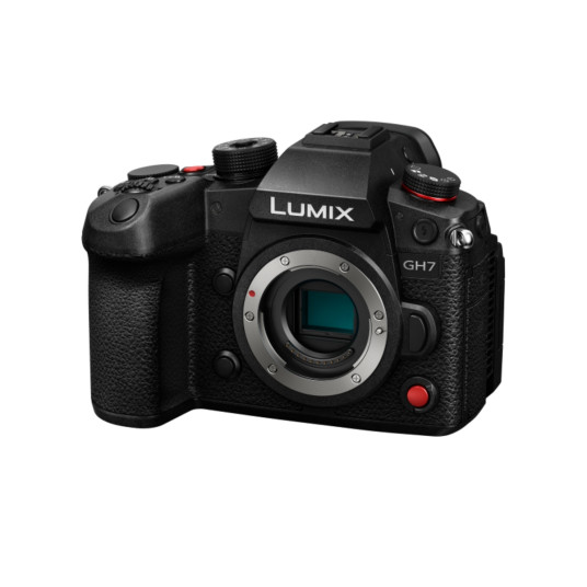Panasonic Lumix GH7 + 12-60mm F/2.8-4.0 Leica DG Vario Elmarit ASPH POWER OIS (12-60mm F/2.8-4.0 Leica DG Vario Elmarit ASPH POWER OIS)