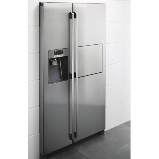 Kaksiovinen jääkaappi Electrolux EAL6142BOX