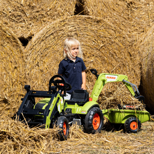 FALK Traktori perävaunulla CLAAS Arion kaivinkone + kuormaaja Alkaen 2 v.